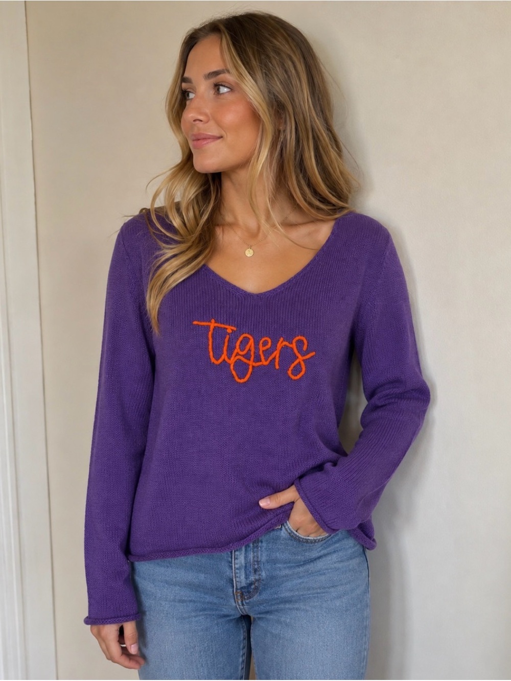 Pearls and Camo Clemson Tigers Script V-Neck Sweater Knit Women’s‎ Size L Large